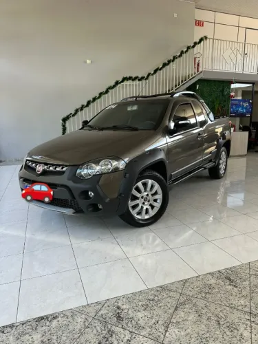 Fiat Strada Adventure 1.8/ 1.8 Locker Flex CE 2014