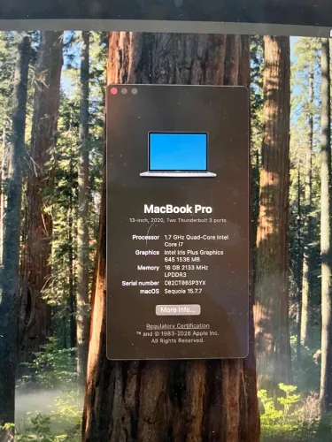 MacBook Pro 2020 i7 16GB RAM 256GB HD