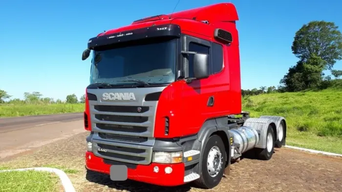 Scania R-440 6x2 ano 2011