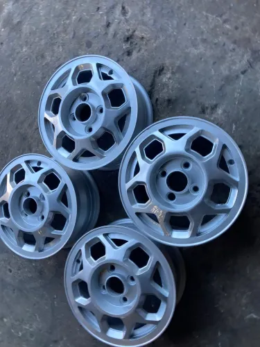 Vende rodas aros R13 furação 4x100 
