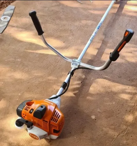 Roçadeira sthil fs161
