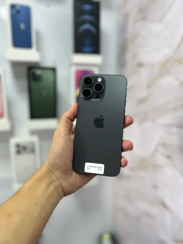 iPhone 15 Pro Max - 256Gb ( Preto )