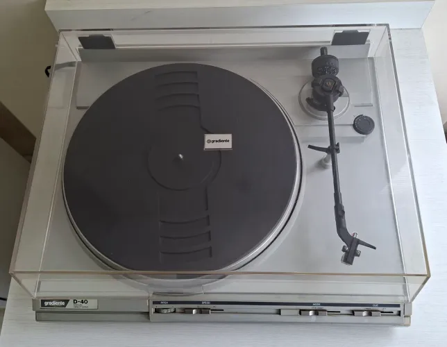 Toca Discos Gradiente D-40 raro