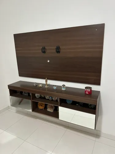 Rack com painel para tv até 65 polegadas