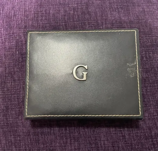 Carteira GUESS masculina em couro - original