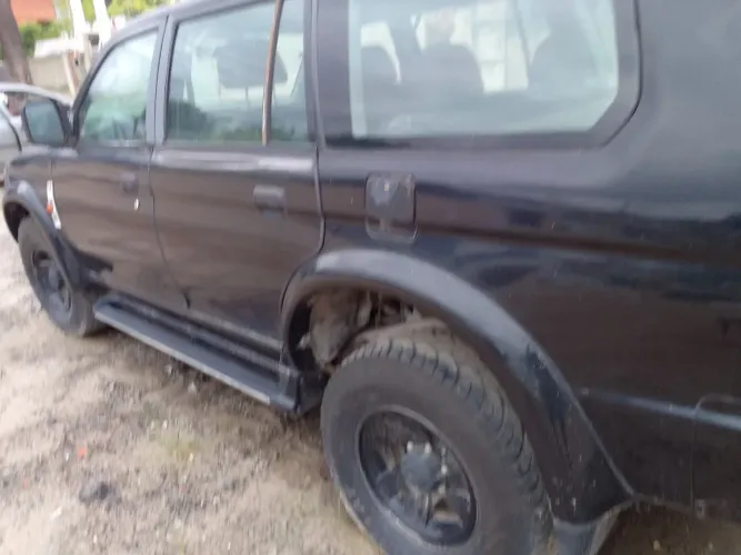 Mitsubishi Pajero Sport 3.0 4X4 V6 Mec./aut. 2000