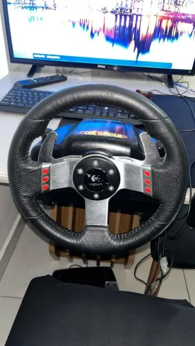 Volante da logitech G27