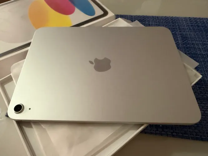 iPad 11 de 128GB open box .