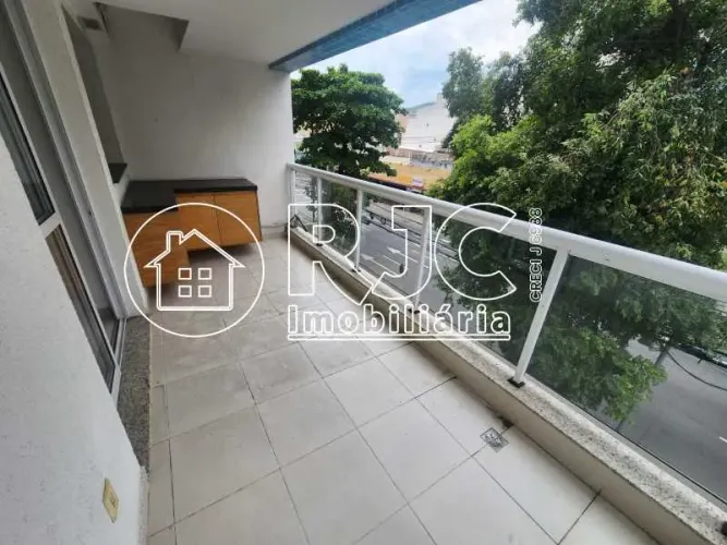 Apartamento - Padrão / Residencial / Vila Isabel