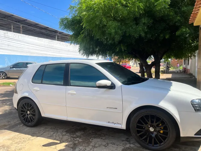 Volkswagen Golf Sportline 1.6 MI Total Flex 8V 4P 2014