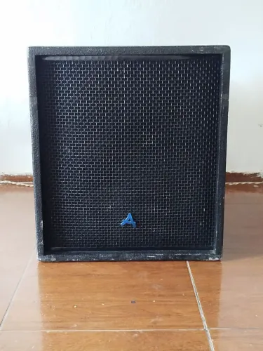 VENDO SUB 18 1000 RMS