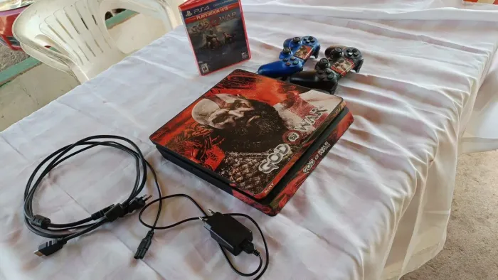 Ps4 em perfeito estado