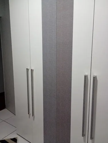 Vendo Guarda roupa 6 portas branco R$350,00