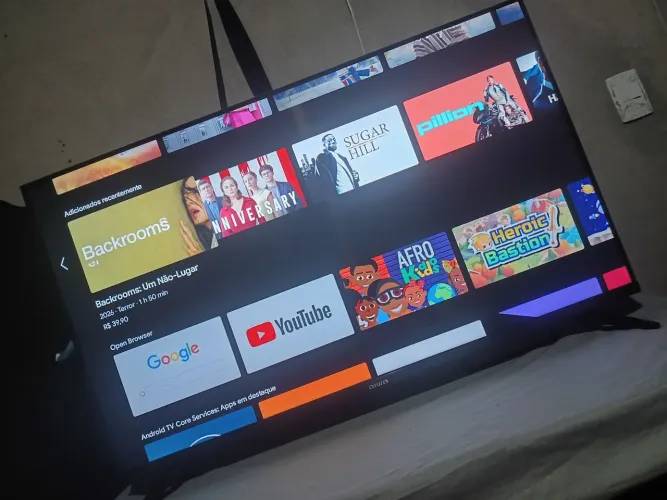 Vende-se smartv 43 polegadas