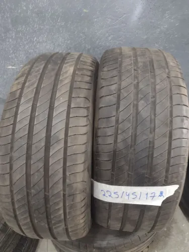 Pneus 225/45/17 Michelin 