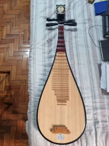 Instrumento Tradicional Chinês Pipa