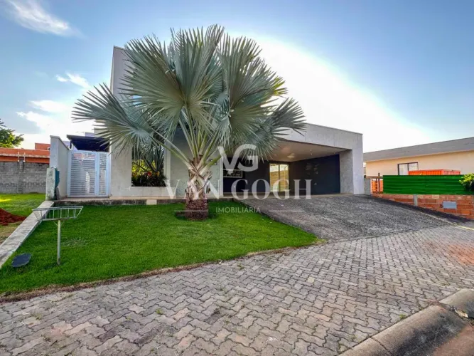 Casa à Venda e para Alugar em Condomínio em Holambra - 3 Suítes | Cond. Flor da Aldeia