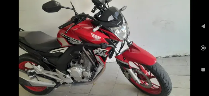 Vendo Twister 2021(único dono) nova é ela...