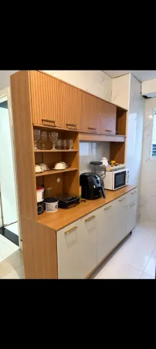 Armario de cozinha otiml estado pouco tempo de uso novo