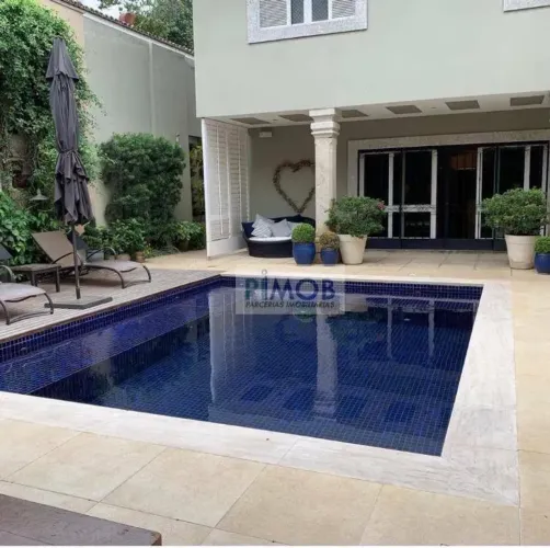 Linda casa no Jardim Pernambuco,no Leblon