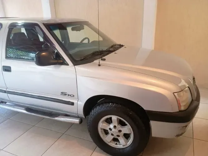 Chevrolet S10 Pick-up 2.4 MPFI 8V 128cv CD 4P 2003