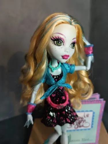 MONSTER HIGH - LAGOONA - GHOULS NIGHT OUT