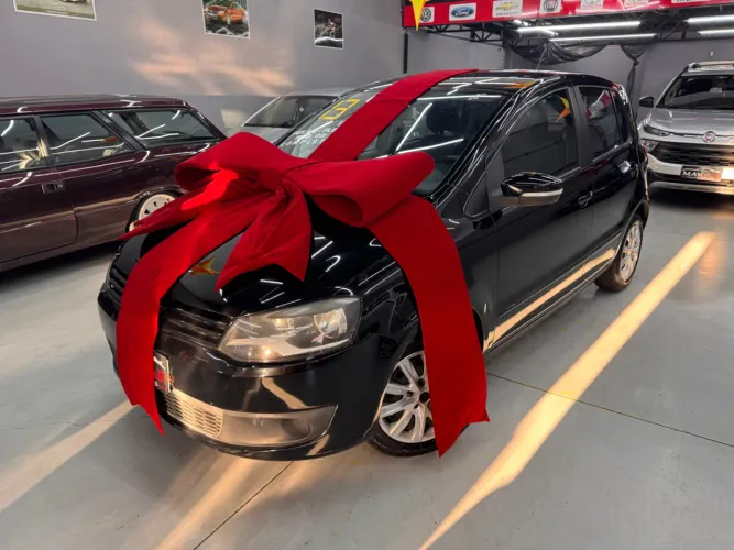 Volkswagen Fox 1.0 MI Total Flex 8V 5P 2013