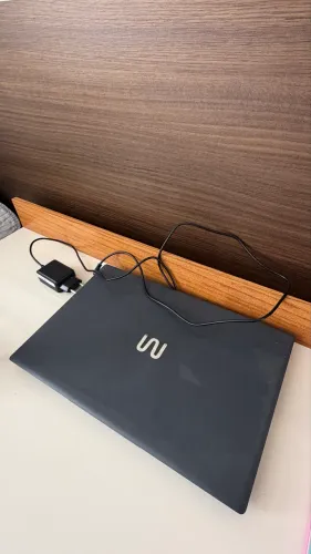 Vendo notbook novíssimo