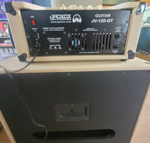 VENDO AMPLIFICADOR 120W + CABEÇOTE
