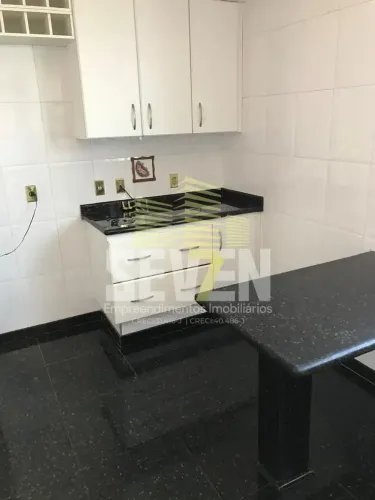 Casa com 6 Quartos no Jardim Paulista Bauru Elevador e Piscina