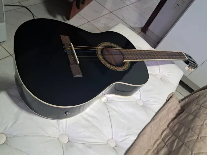 Violão elétrico novinho