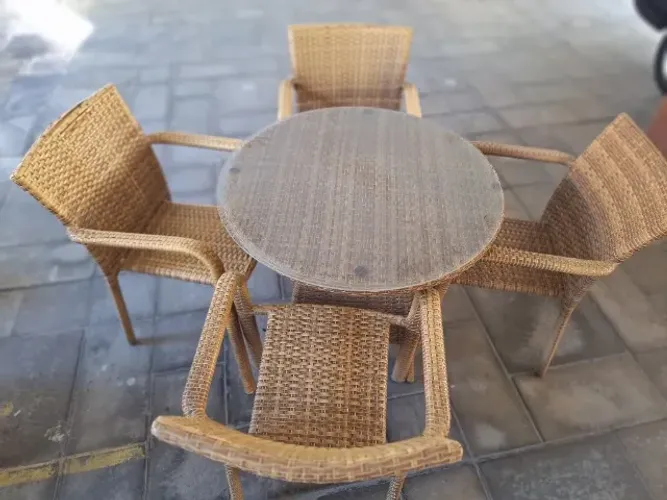 jogo de cadeiras e mesa para terraço varanda