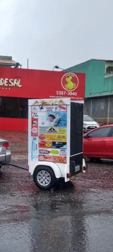 Carretinha bau reboque  com som para publicidade 