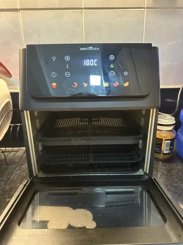 Airfryer 11litro Britânia 3 prateleiras