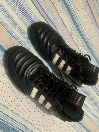 Chuteira Society Adidas Mundial Team original N:42.pouco uso.somente venda.Resende RJ