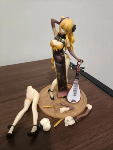 Loja Mundo - Sexy Action figure +18 Elegante 25cm com muitas peças extras Boneco sensual