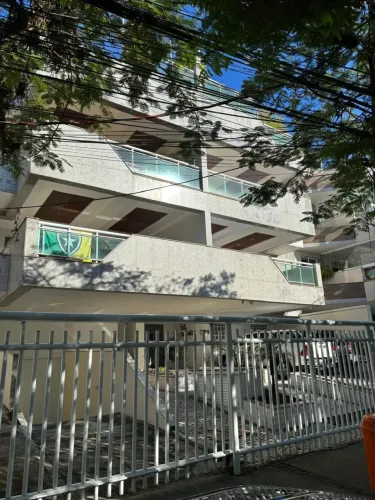 Apartamento para aluguel com 102 metros quadrados com 3 quartos