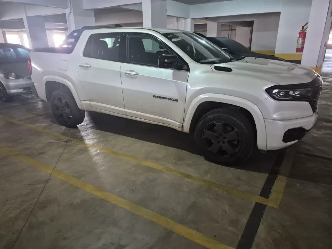 Ram Rampage Lar. Hurr. 4 2.0 TB CD 4X4 Aut. 2024