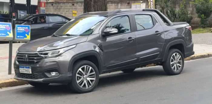 Fiat Strada Volcano 1.3 Flex 8V CD Aut. 2023