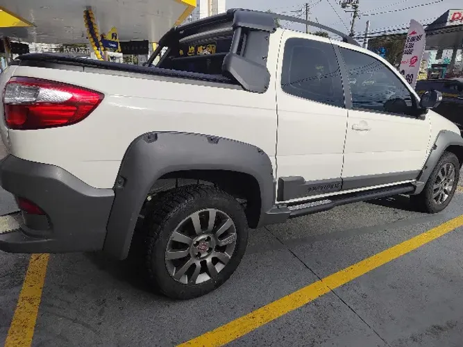 Fiat Strada Adventure1.8/ 1.8 Locker Flex CD 2019