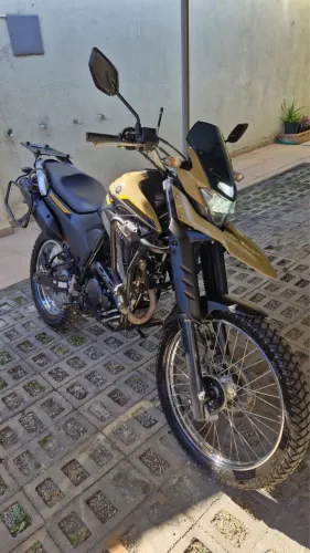 Moto zera de tudo , só pegar é andar