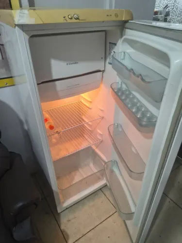 Geladeira Consul