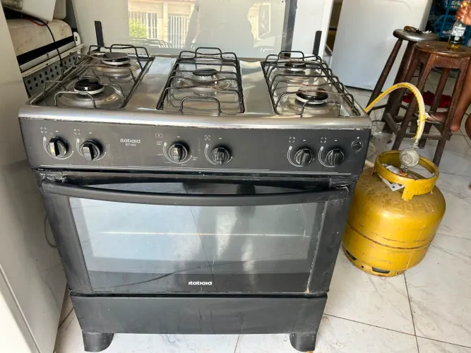 Vendo fogão Itatiaia 5 bocas
