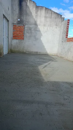Sou pedreiro azulejista encanador pintor telhadista etc 