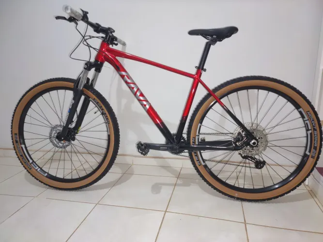 Bicicleta 12v 12 marchas Shimano.