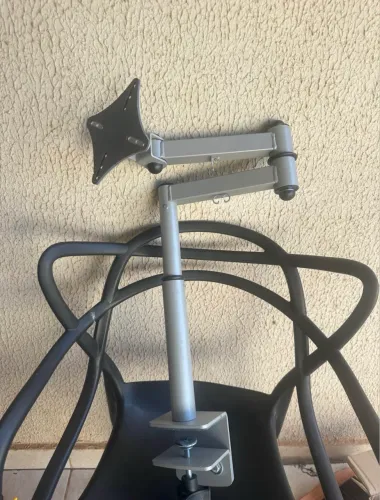 Suporte Articulado para Monitor - Excelente Estado