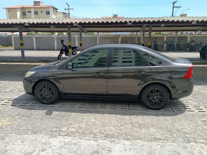 Ford Focus Sedan 2.0 16v/2.0 16V Flex 4P Aut. 2013