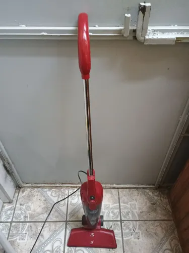 Aspirador vertical Britânia 1250w