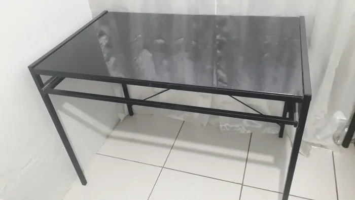 escrivaninha de vidro