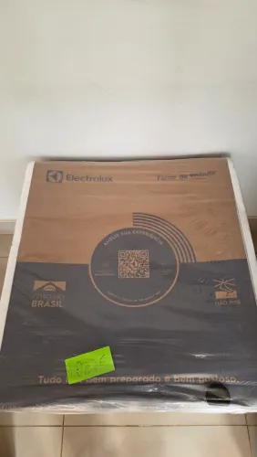 Forno de Embutir Electrolux Elétrico 50L Preto (OE4EH) 220V Novo